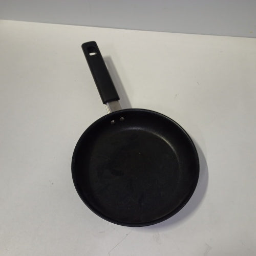 Ecost Customer Return, Fiskars Frying Pan, Diameter 20 Cm, Suitable For All Hobs, Aluminium/Plastic,