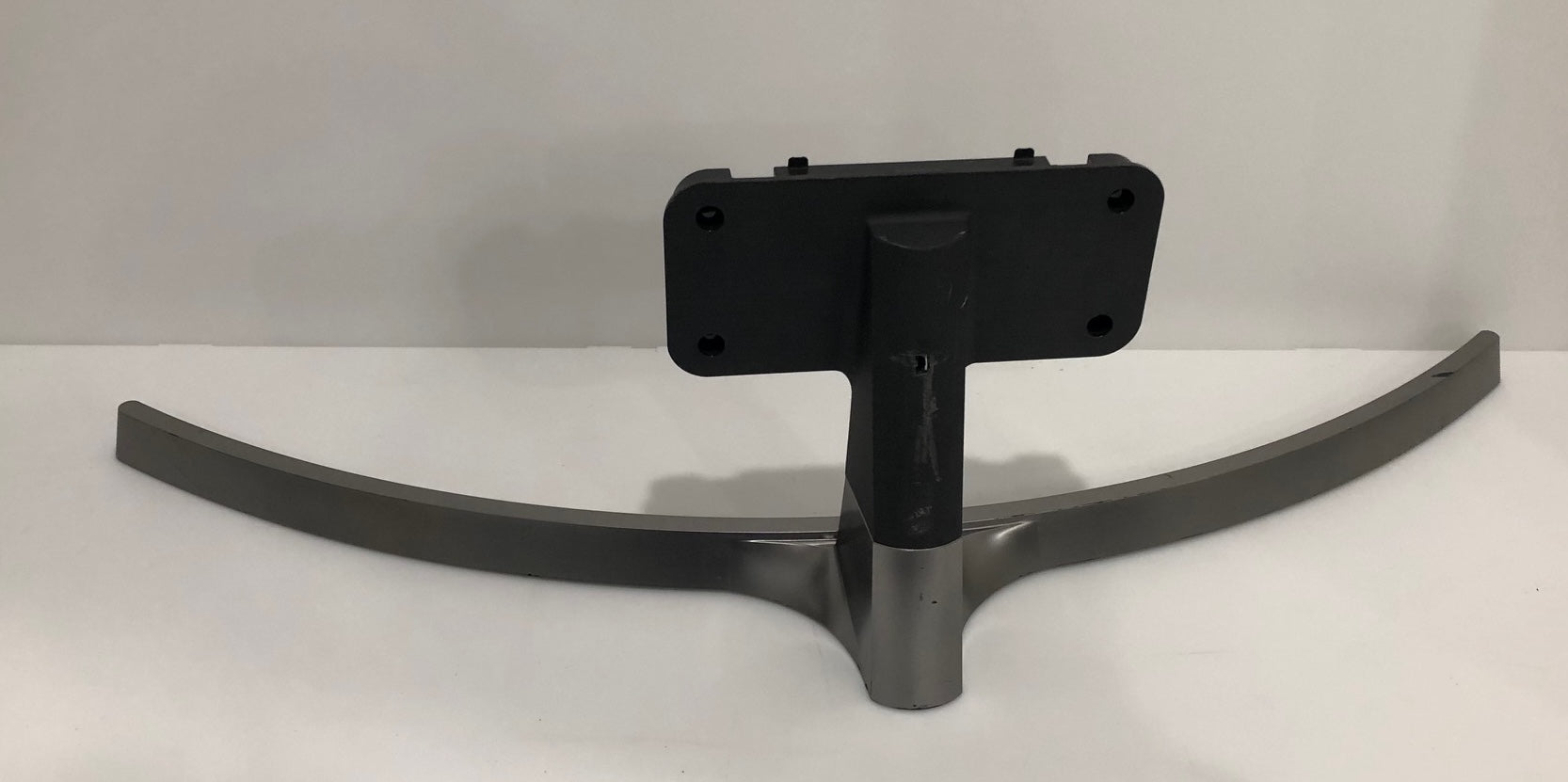 LG TV MAZ659860 stand base