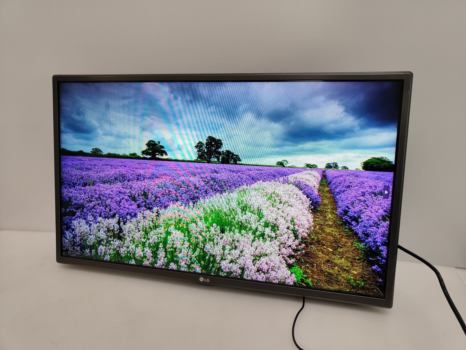 LG 32LF510U TV 81.3 cm (32