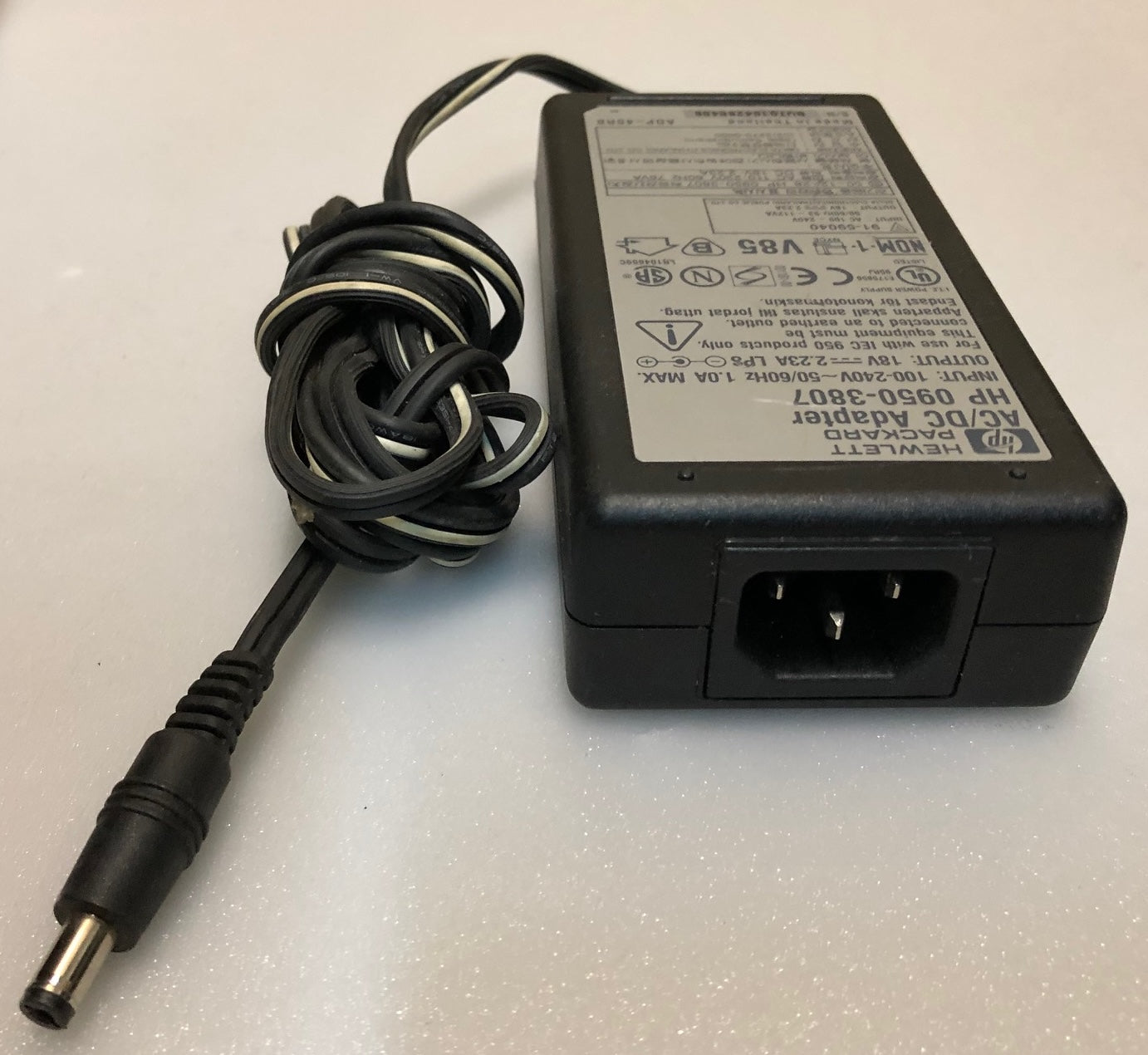 HP 0950-3807 AC/DC Adapter