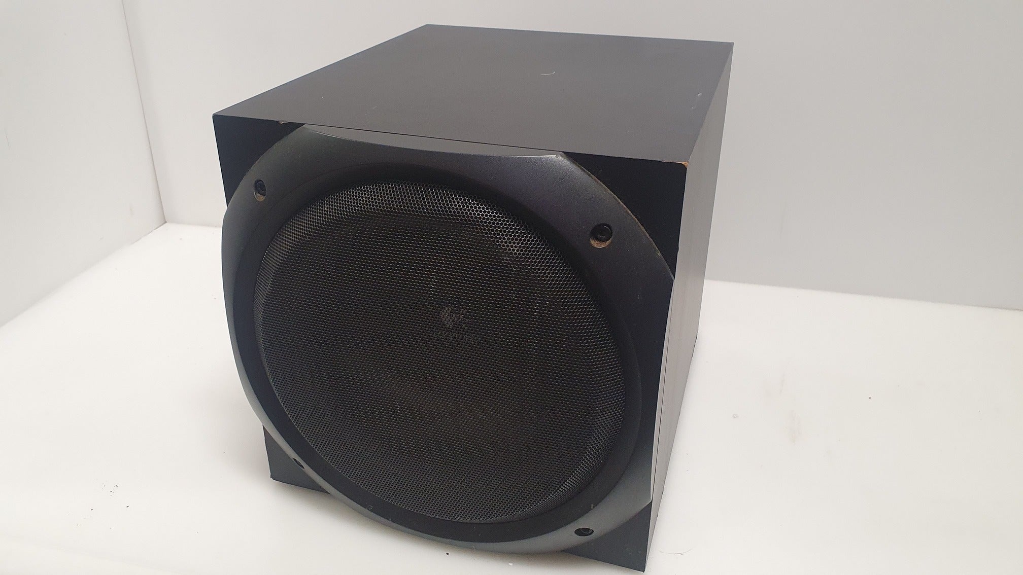 Logitech Z-5500 Digital Subwoofer – Techno Group Lithuania