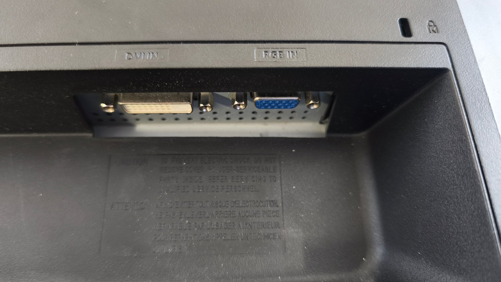 Samsung SyncMaster 2053BW 20