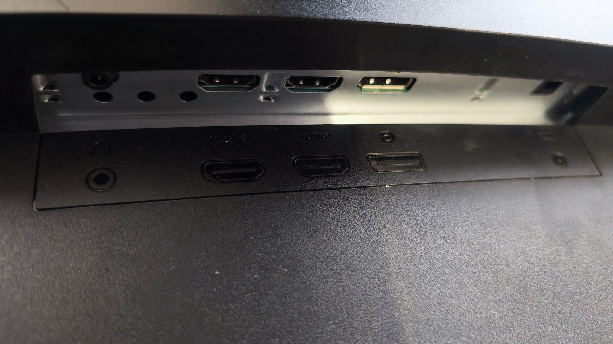 Asus VG32VQ curved 31.5 monitor for parts