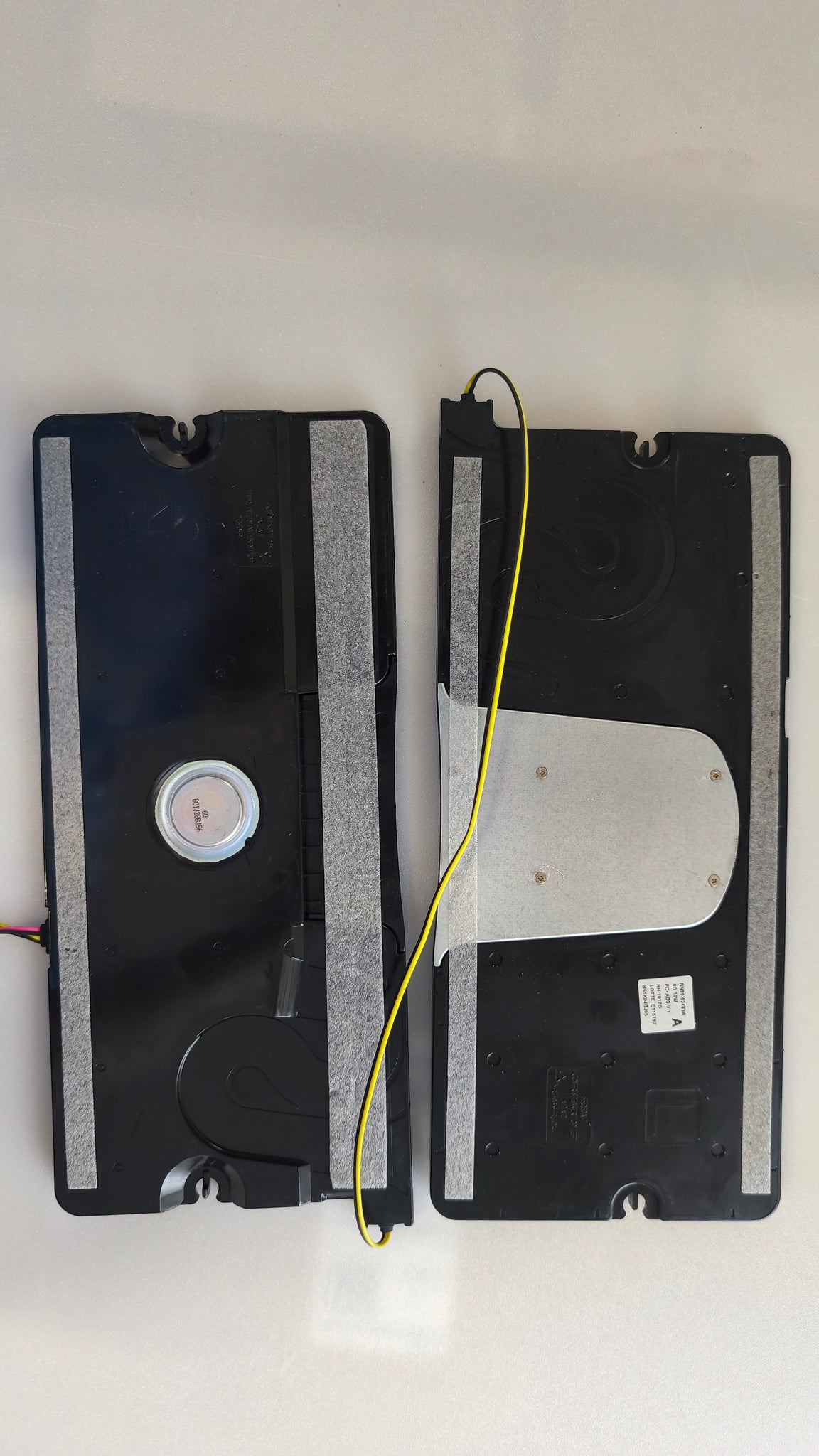 BN96-52483A Speakers for Samsung UE60AU8075U