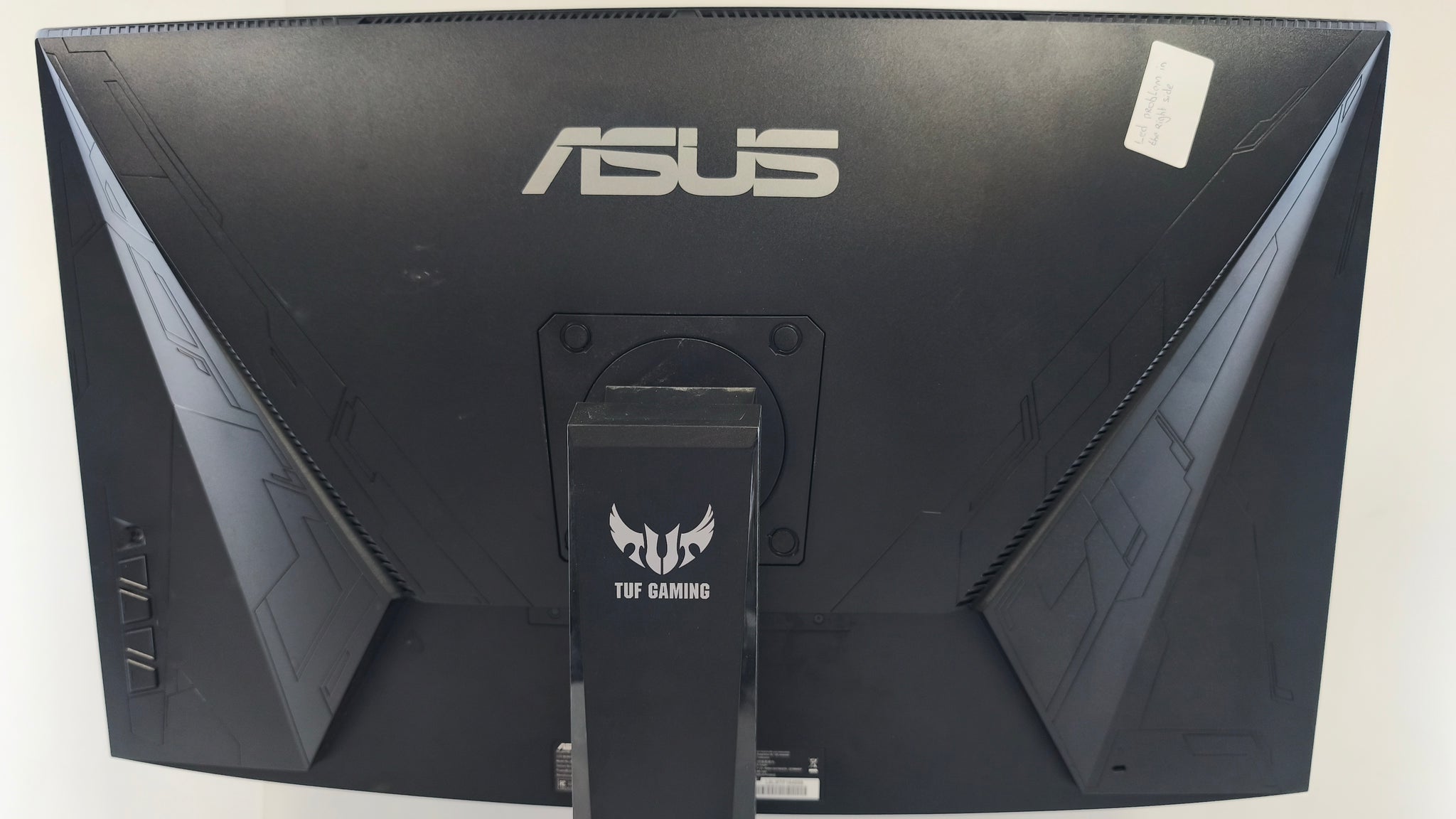 Asus VG32VQ curved 31.5 monitor for parts