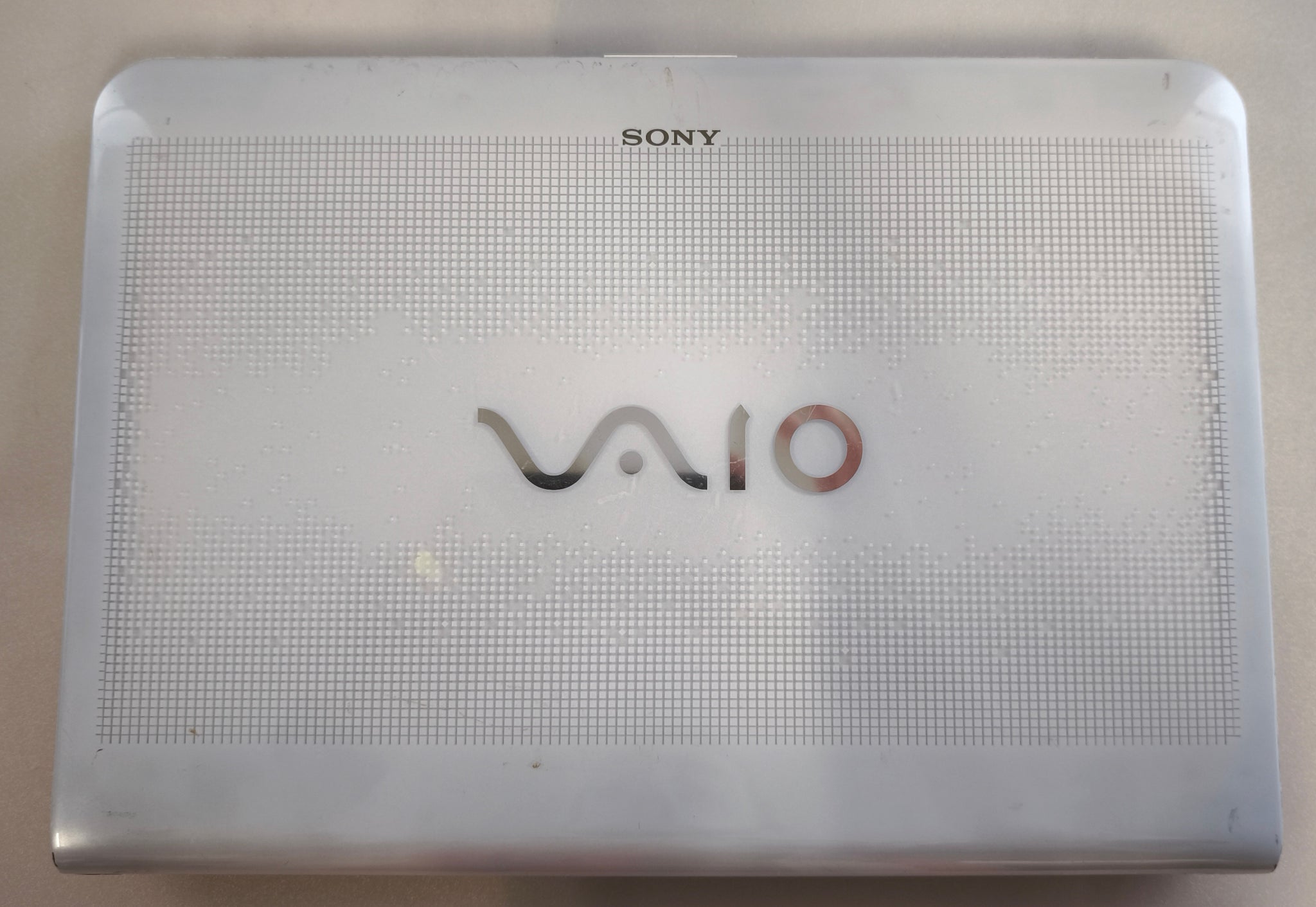 Sony Vaio PCG-61211M i3 M370 4GB RAM 320GB HDD Win 7