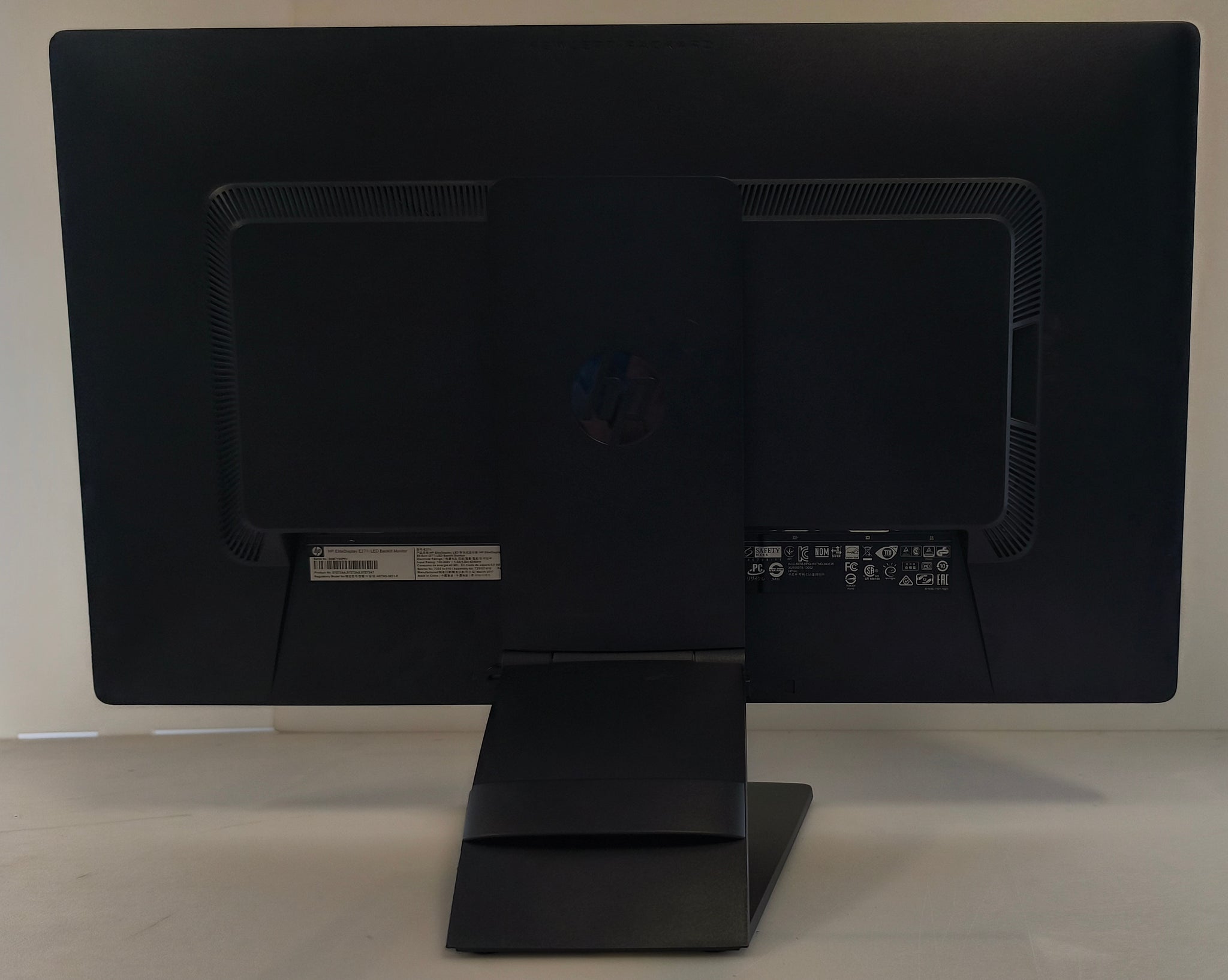 HP EliteDisplay E271i 27