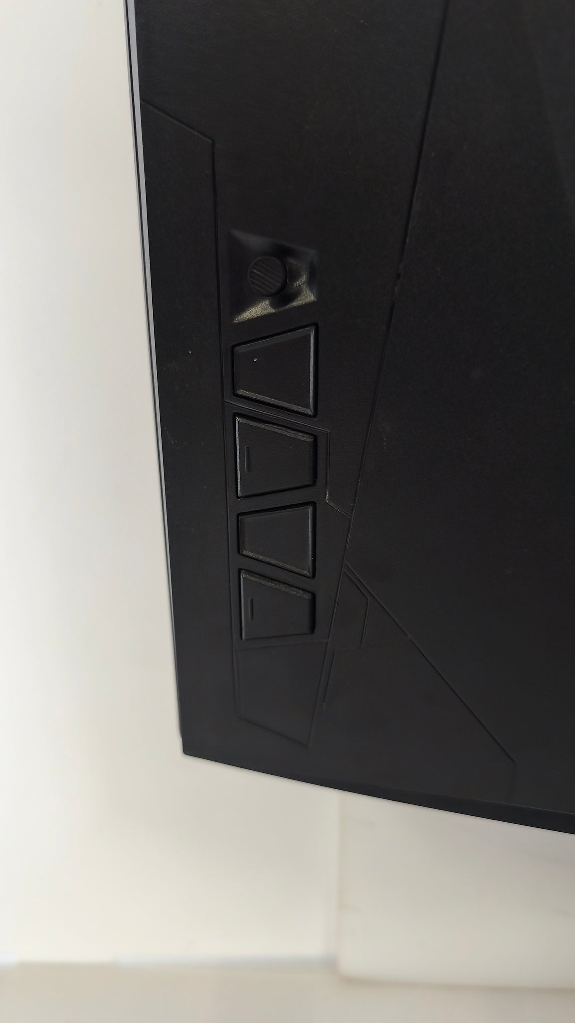 Asus VG32VQ curved 31.5 monitor for parts