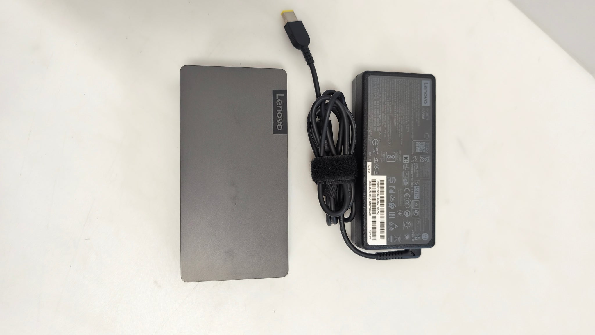 Lenovo ThinkPad Thunderbolt 3 Essential Dock with Power Supply
