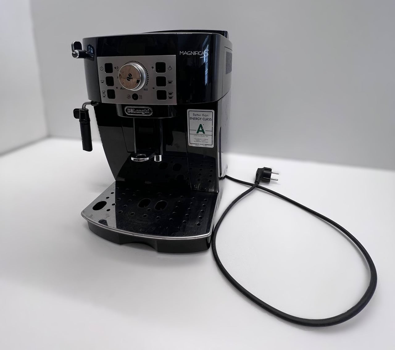 De’Longhi Magnifica S - ECAM22.110.B Automatic Coffee Machine