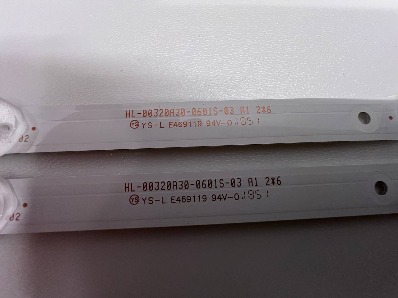 LED Backlight HL-00320A30-0601S-03 for Trevi LTV 3208