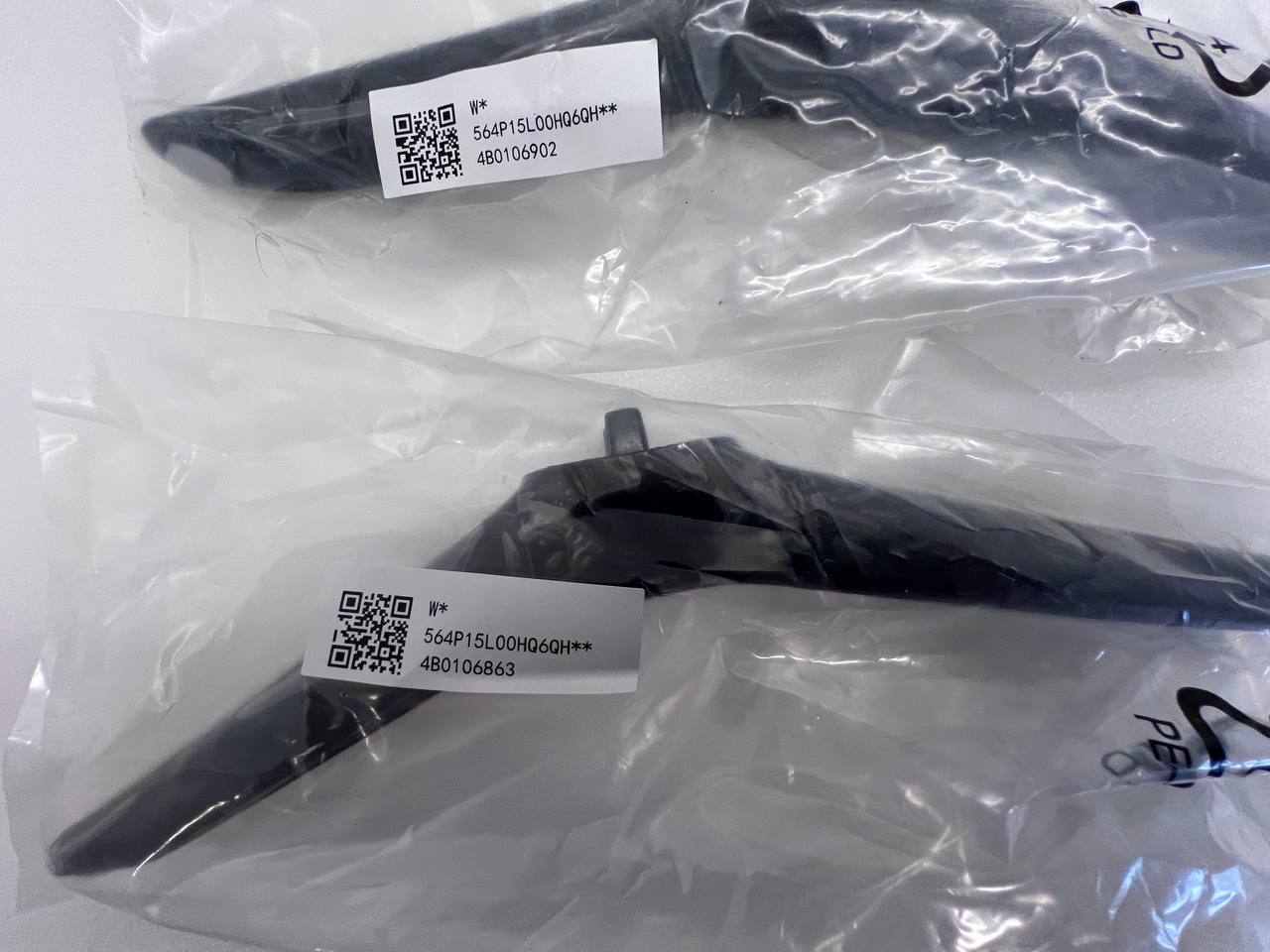 LG 43UT73003LA Smart TV Stand Base - Feet