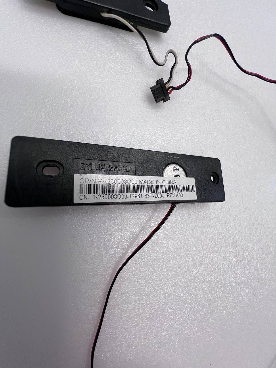 Dell Vostro 1510 Laptop - Speakers 2W ZYLUX PK230008000