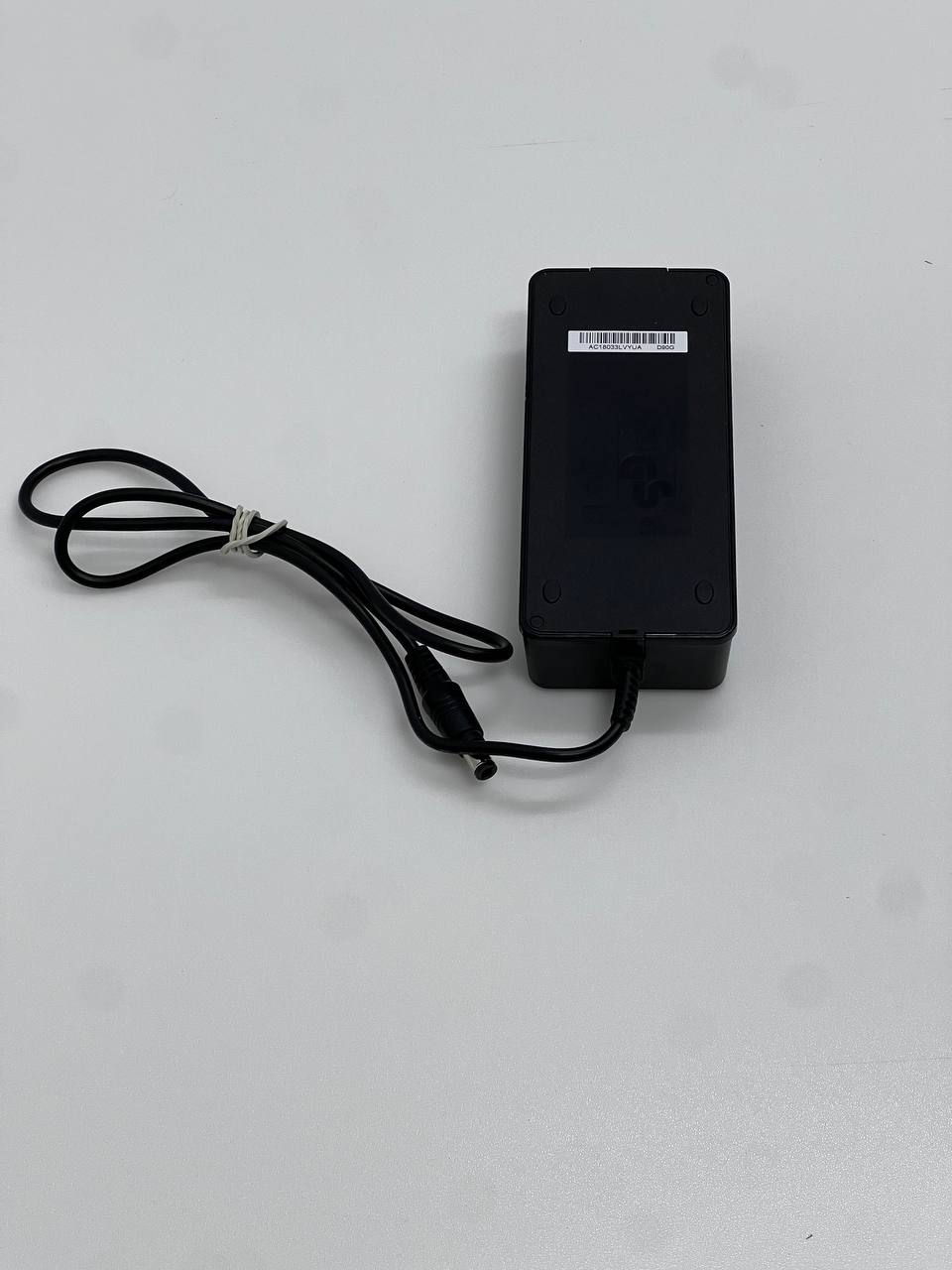 AcBel ADC018 Adapter - Switching 12V 5A