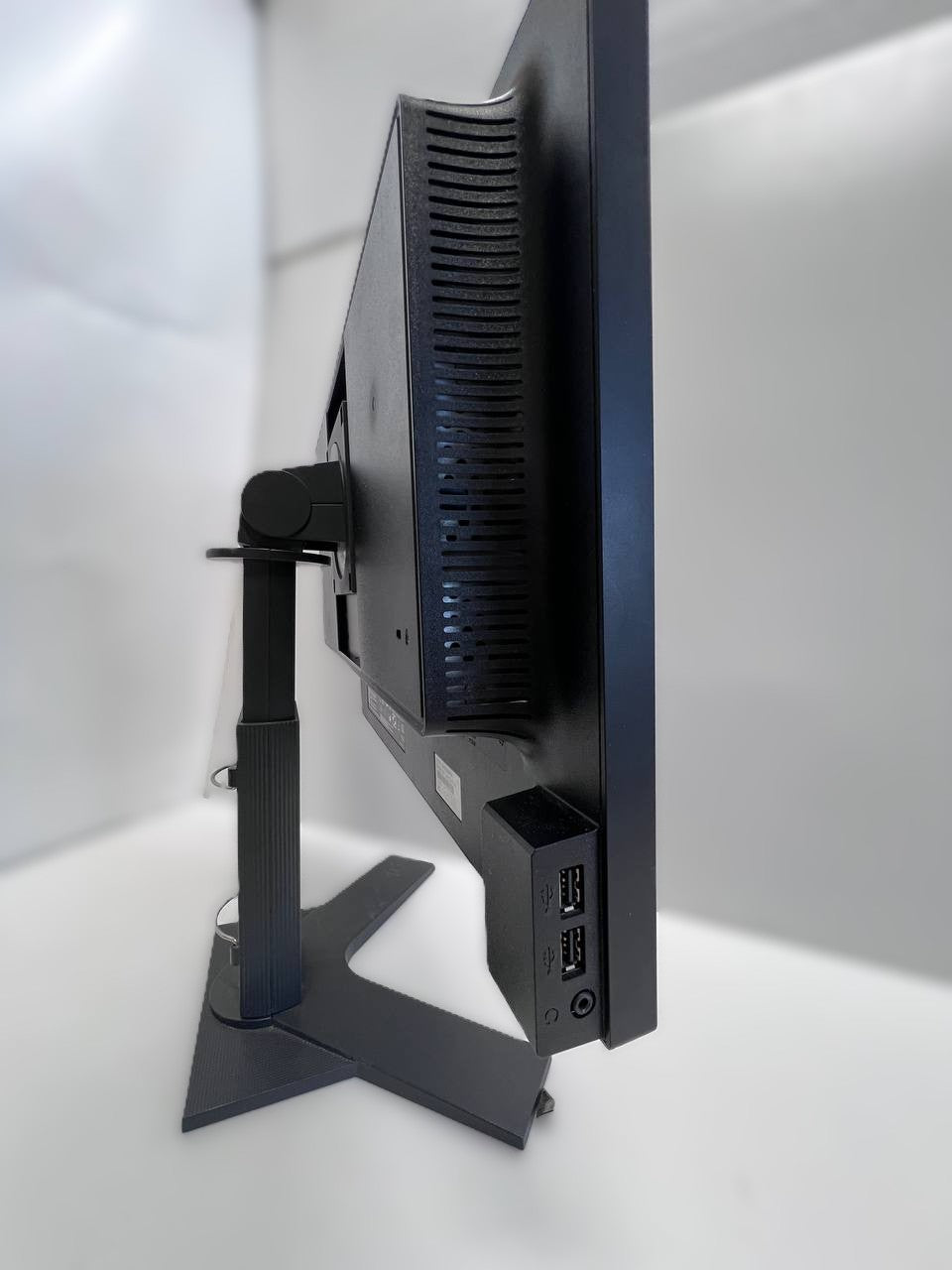 NEC MultiSync EA223WM 22