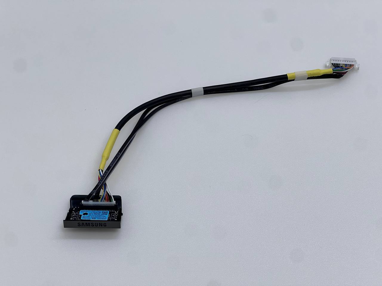 Samsung UE43AU7172U Smart TV WiFi / Bluetooth Module - WCT733M (BN59-01371A)