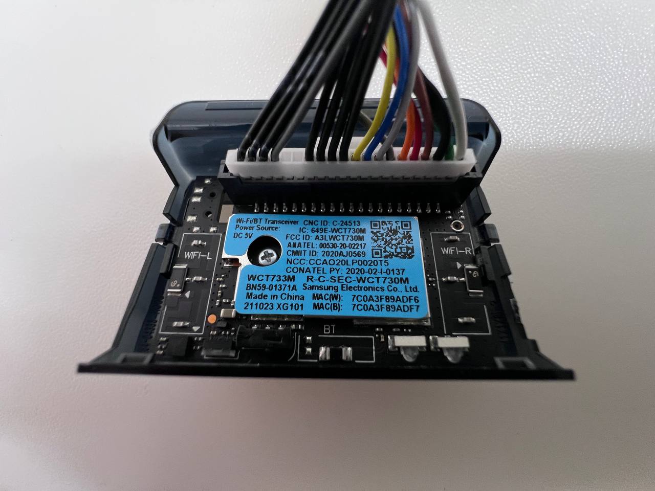 Samsung UE43AU7172U Smart TV WiFi / Bluetooth Module - WCT733M (BN59-01371A)