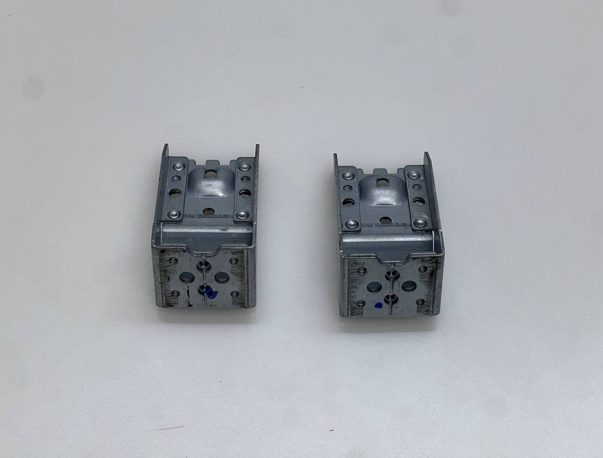 Mounting brackets for Samsung UE50AU7092UXXH TV