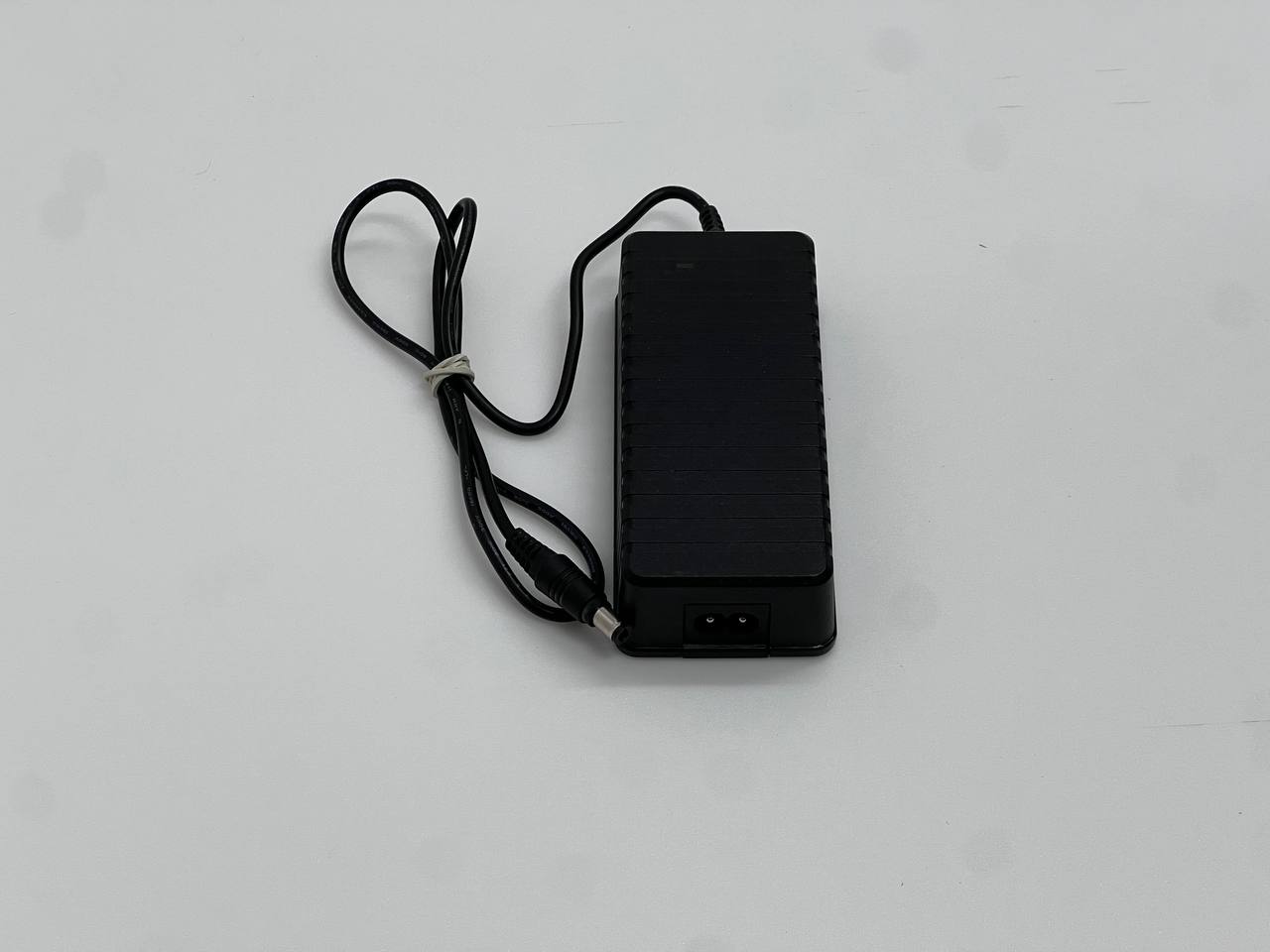 AcBel ADC018 Adapter - Switching 12V 5A