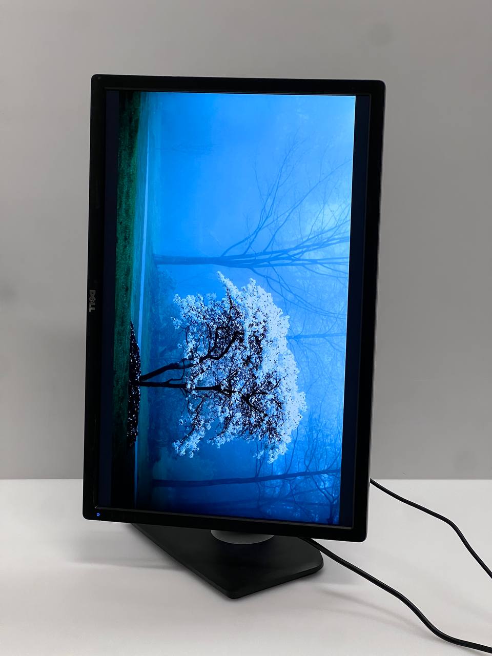 Dell U2412Mc 24″ UltraSharp LCD Monitor – WUXGA, IPS Display