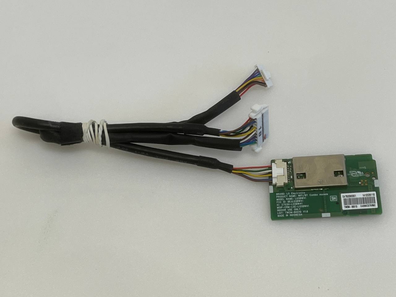 LG 47LB670V Wi-Fi & Bluetooth Module – LGSBW41 | EAT62093301