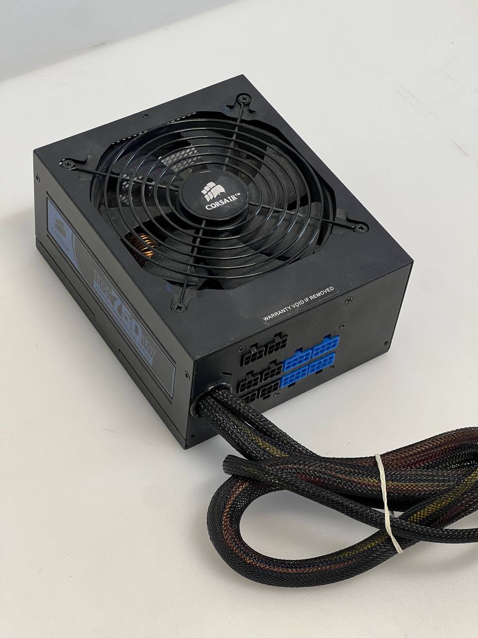 Corsair HX750 | 750W Modular Power Supply - 80 PLUS Silver