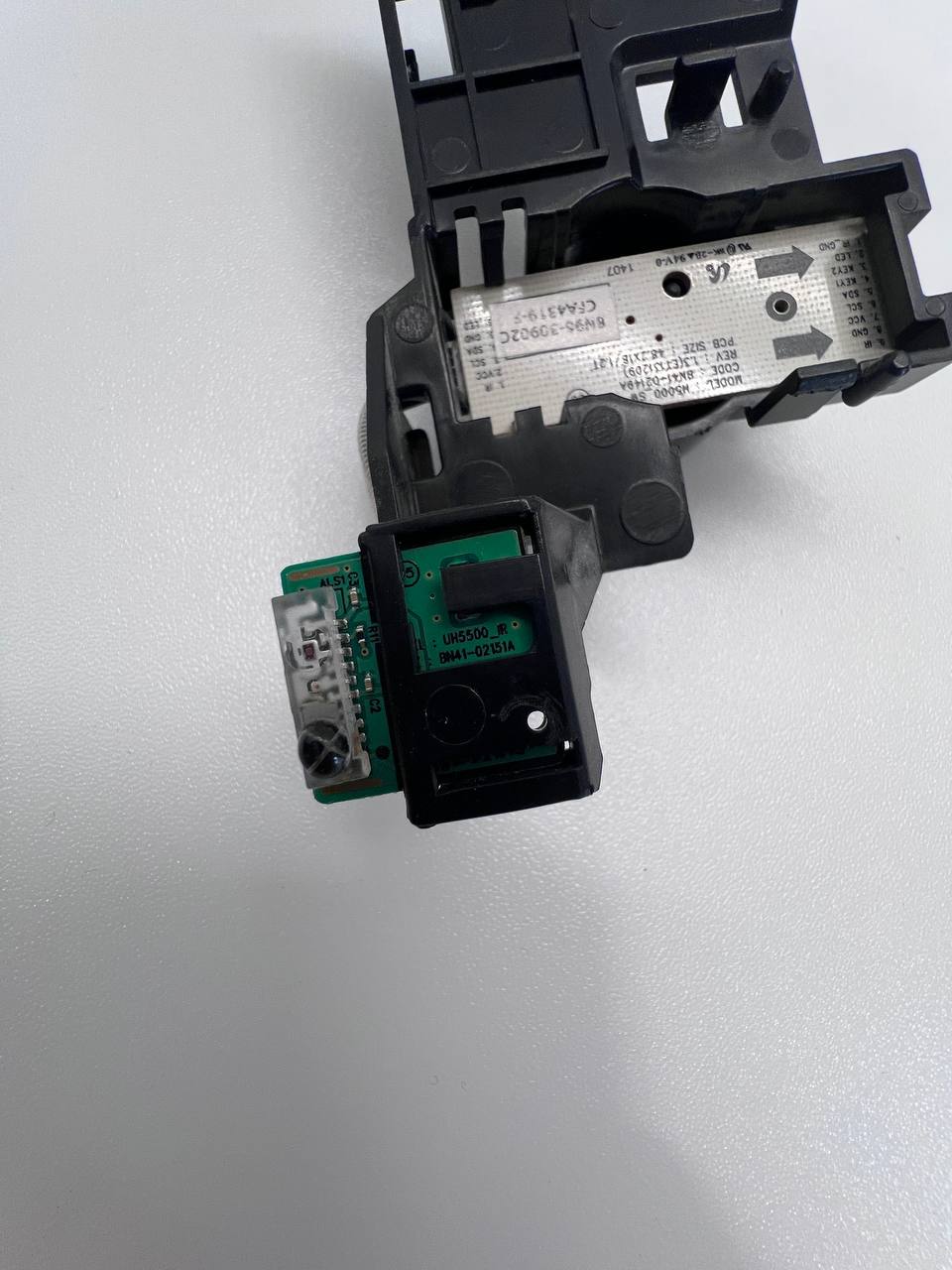 Samsung UE48H6200AW TV Control Board with IR Sensor BN41-02149A / BN41-02151A