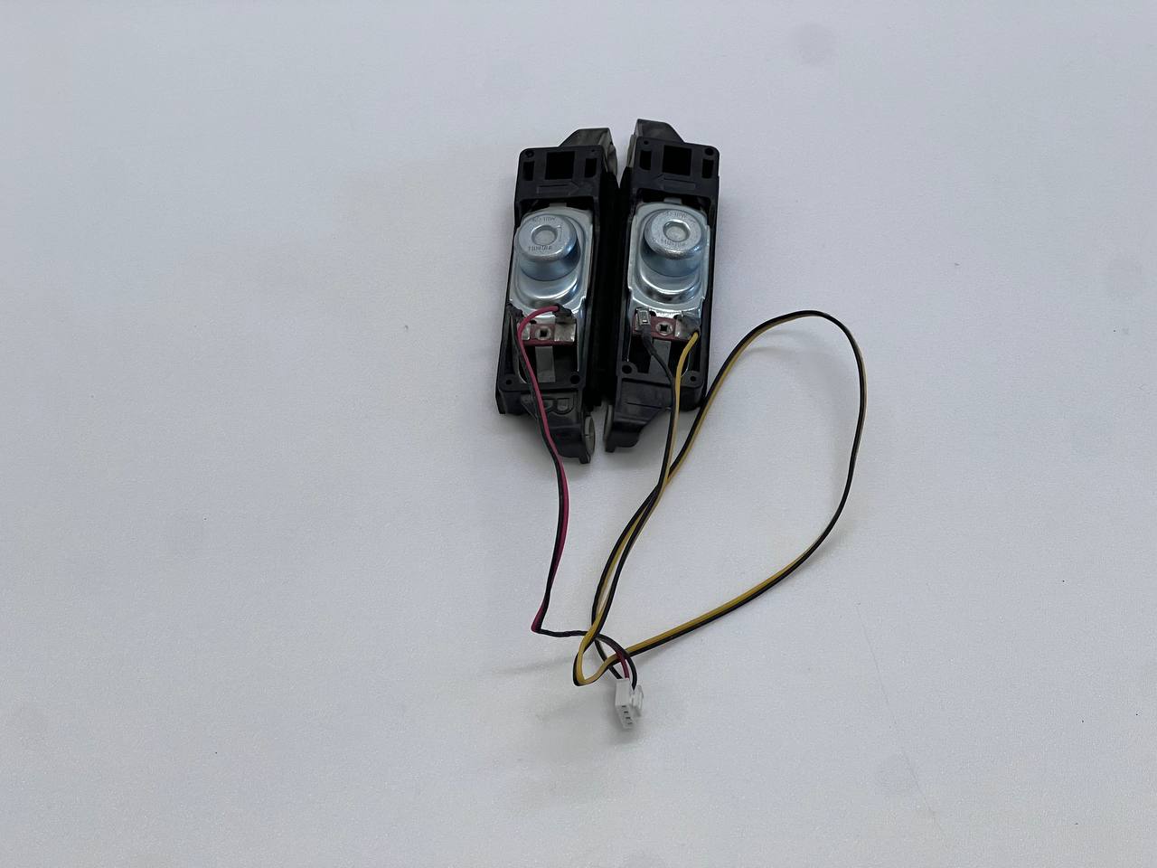 Samsung UE40D5004BW TV Speakers 10W BN96-19642A