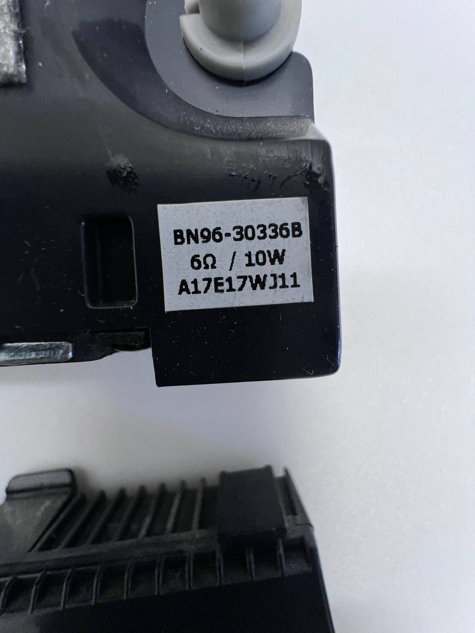Samsung T32E310EX TV Speakers W10 BN96-30336B
