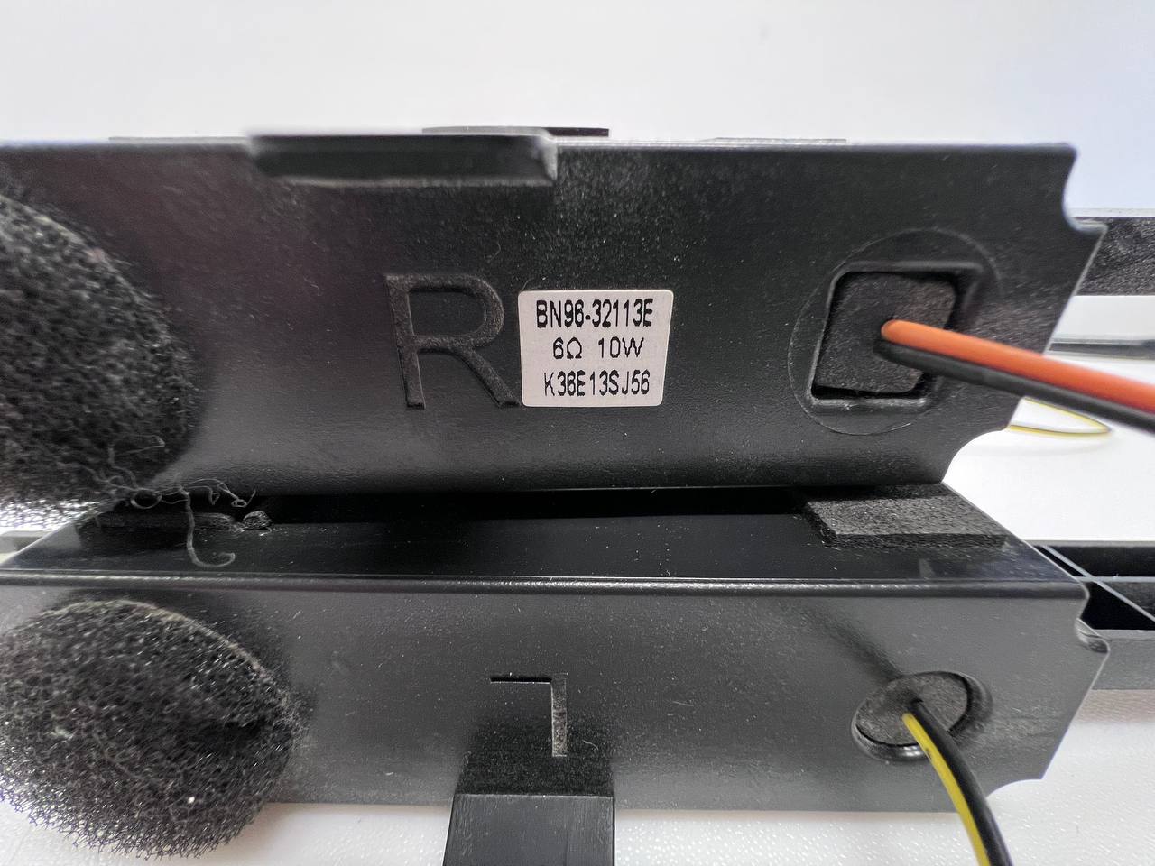 Samsung UE58J5200AW TV Speakers 10W BN96-32113E