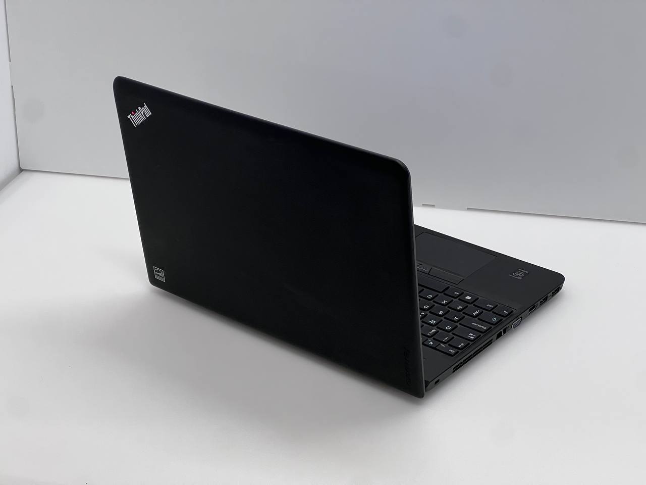 Lenovo ThinkPad E550 15.6