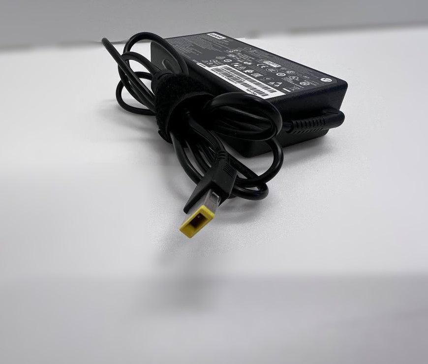 Lenovo ADL135NLC3A Adapter - AC 20V 6.75A 135W