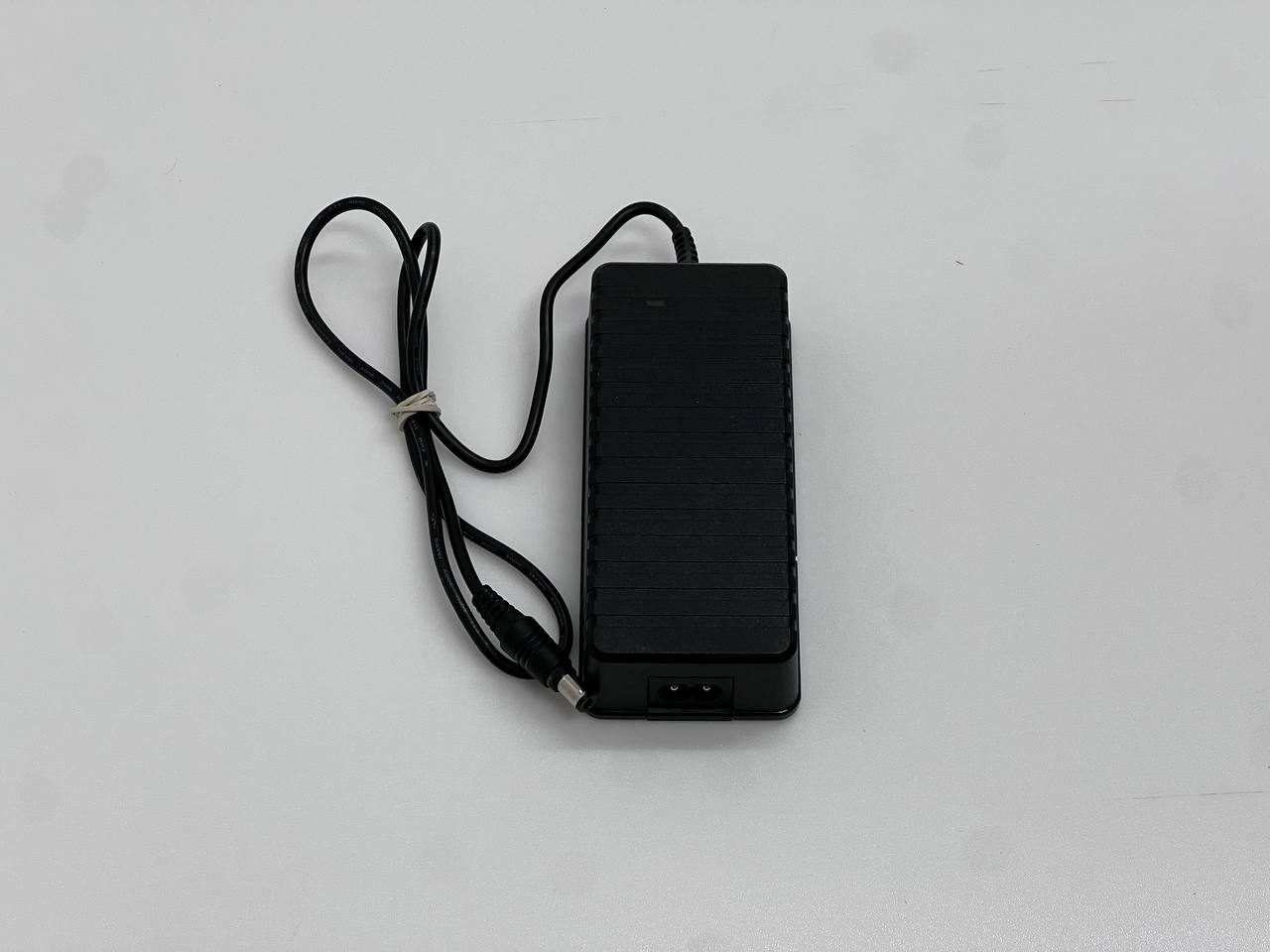 AcBel ADC018 Adapter - Switching 12V 5A