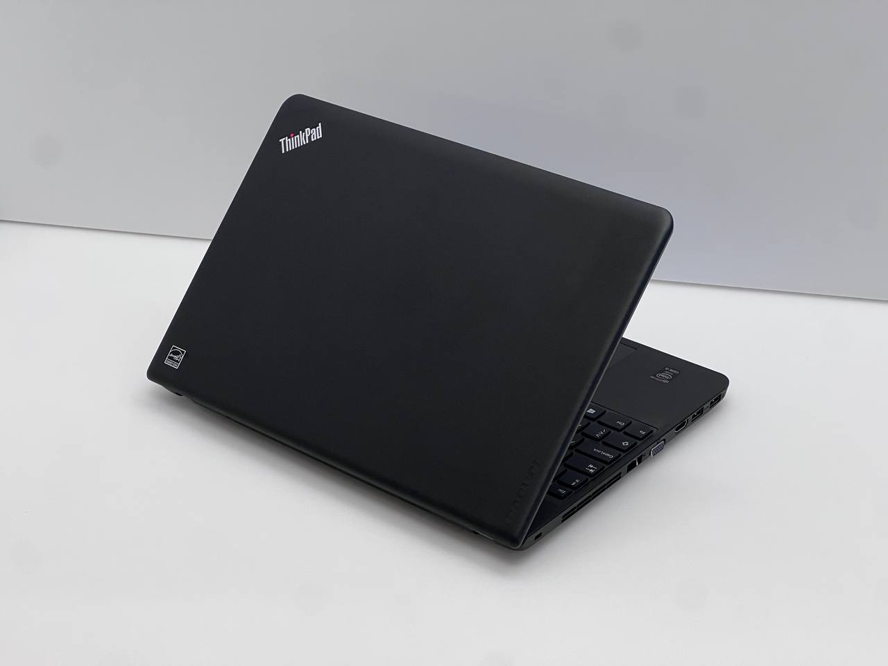 Lenovo ThinkPad E550 15.6