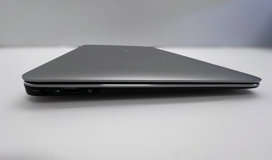 Dell XPS IELA314 13.3″ Laptop – Intel i5 2nd Gen, 4GB RAM, 256GB SSD Storage