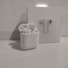 Ecost customer return Apple AirPods avec bo?®tier de Charge Filaire (2?µ‰ g?©n?©ration)