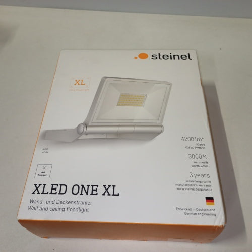 Ecost customer return Steinel XLED ONE Outdoor Spotlight XL, 4400 Lumens
