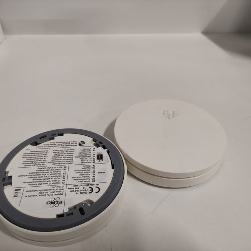 Ecost customer return ELRO FS4610 Ultra Flat Smoke Detector with 10Year Battery Life  With Q Label