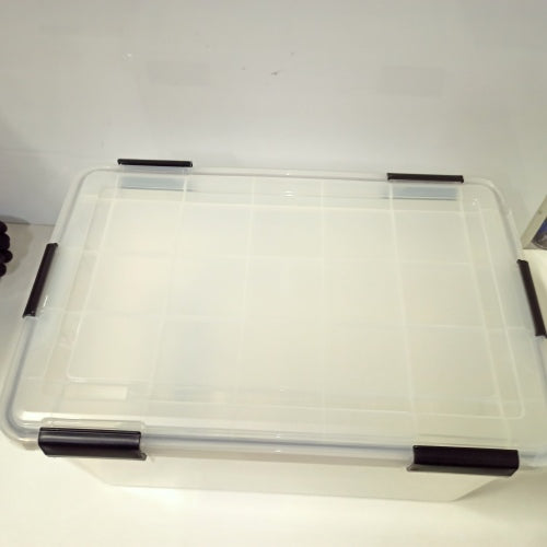 Ecost customer return Iris Ohyama Airtight Storage Boxes, 50 litres, with Clips, Stackable, for Gara