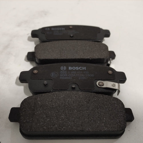 Ecost customer return Bosch 0 986 494 435 Disc Brake Pad Set 4Piece