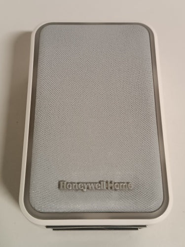 Ecost customer return Honeywell Wired Doorbell kit With Halo Light and Sleep Mode