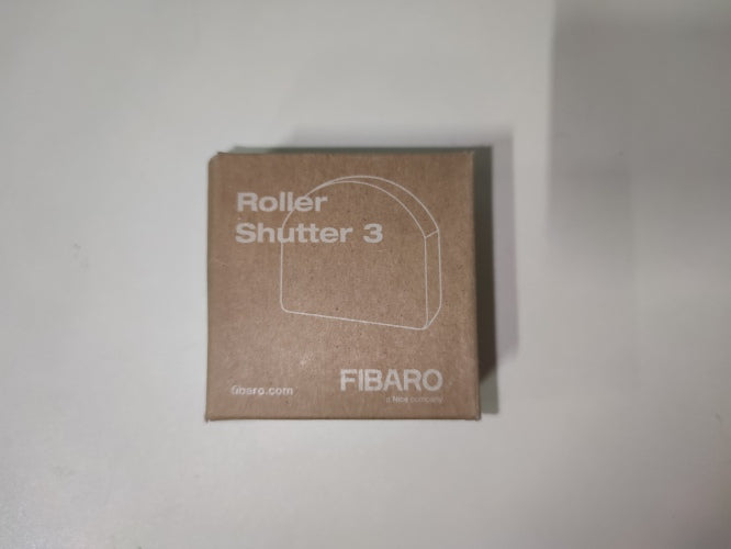 Ecost customer return FIBARO Roller Shutter 3 / ZWave Plus Smart Home Roller Shutter Switch FGR223