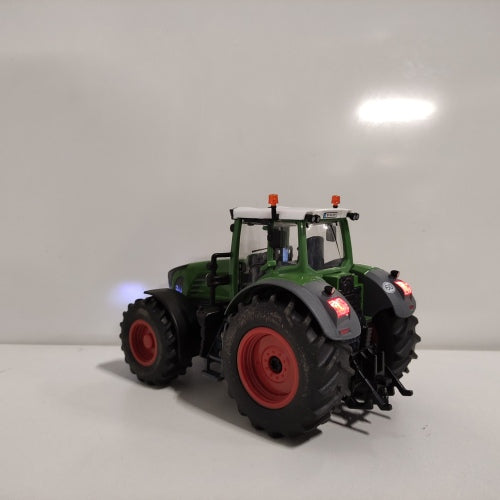 Ecost Customer Return SIKU 6880, remote -controlled Fendt 939 tractor, 1:32, including remote contro