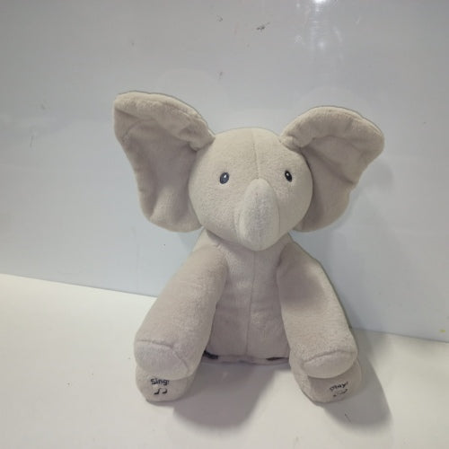 Ecost Customer Return Gund Flappy, the singing and speaking elephant plays with the ears - German, a