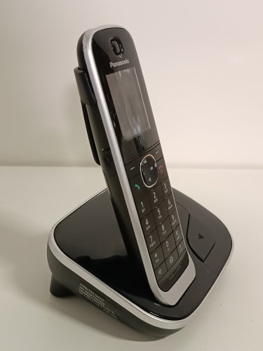 Ecost Customer Return Panasonic KX-TGJ310GB Family phone without answering machine (cordless tele