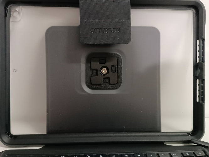 Ecost Customer Return OtterBox UnlimitED Keyboard Case for iPad 10.2 Inch (7th Gen / 8th Gen / 9t