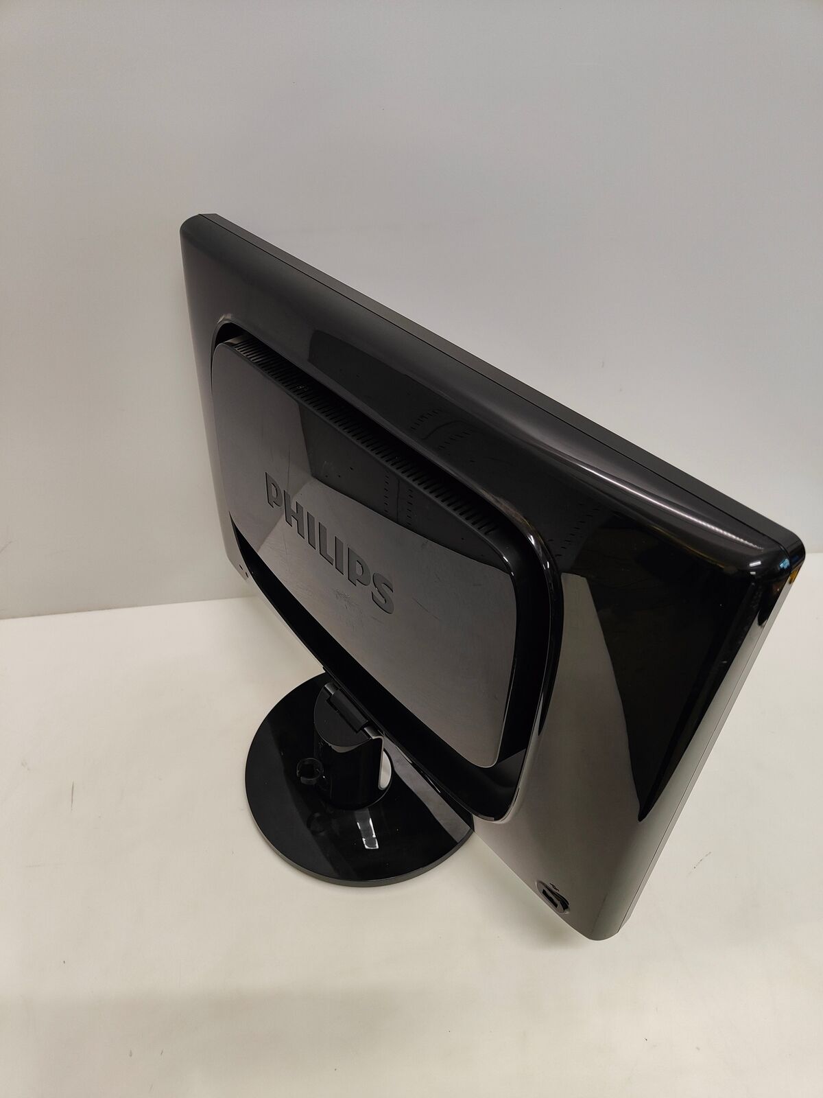 Philips 220CW9 HWC9220i widescreen monitor