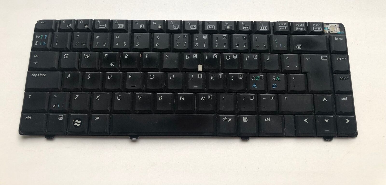 HP V6000 laptop keyboard 441428-DH1 - for parts