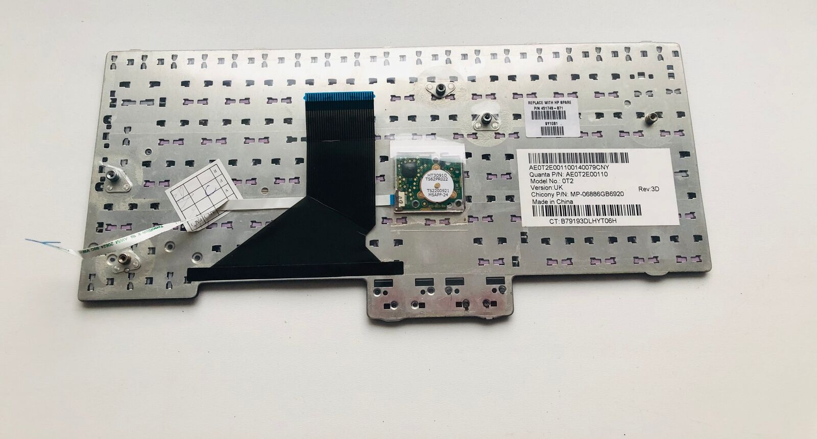 HP V6000 laptop keyboard 451748-B71 - for parts