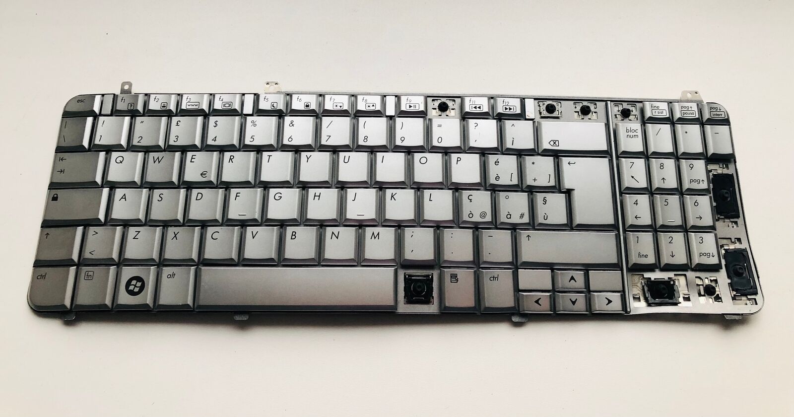 HP Pavilion DV6-1100 DV6-1200 laptop keyboard - for parts